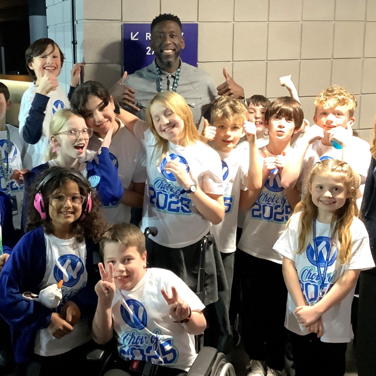 Ramsgate Arts Primary School - RAPS Singers Raise The Roof at the 02